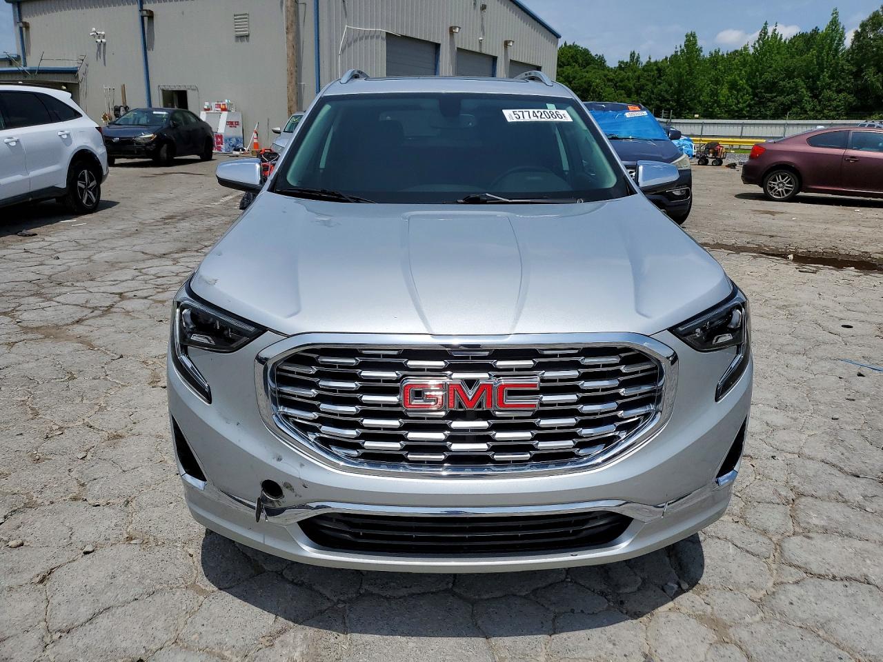 2018 GMC Terrain VIN 3GKALSEX9JL168984 COPART salvage auction — Minor Dent/Scratches, TN - SALVAGE CERTIFICATE, sold $9,200 on 2026-07-09 (photo 5)