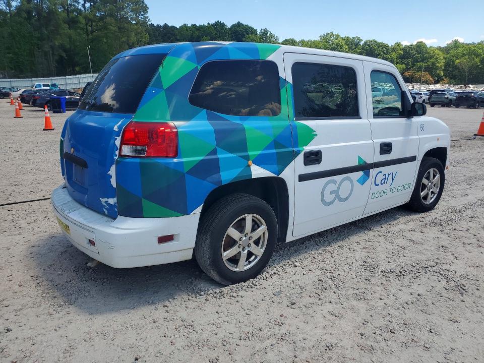 2014 Am general Mv-1 VIN 57WMD2A66EM101804 COPART salvage auction — MINOR DENT/SCRATCHES, NC - CERTIFICATE OF TITLE, sold $1,100 on 2026-07-06 (photo 3)