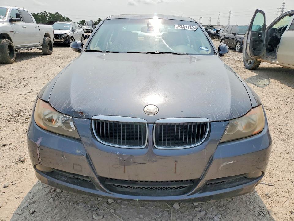 2007 BMW 3 series VIN WBAVA33567PV67534 COPART salvage auction — WATER/FLOOD, Tx - Salvage Title-Flood Damage (P), sold $575 on 2026-07-17 (photo 5)