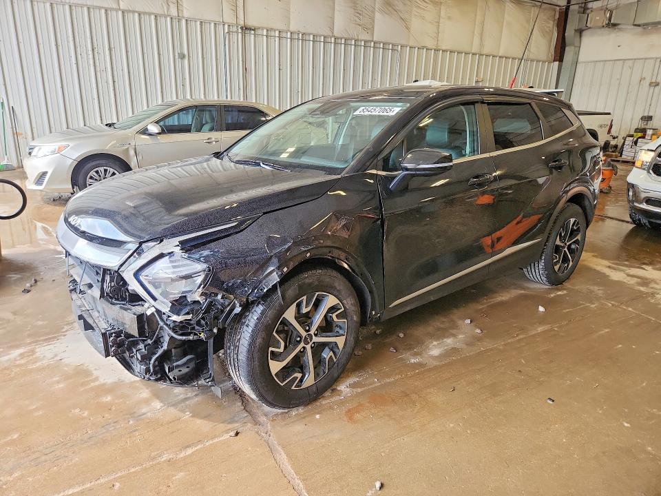 2023 Kia Sportage VIN 5XYK33AF5PG005218 COPART salvage auction — FRONT END, WI - CERT OF TITLE-SALVAGE VEHICLE, sold $375 on 2026-07-27 (photo 1)