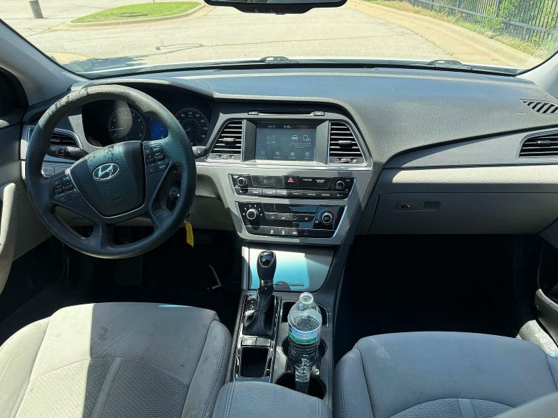 2016 Hyundai Sonata VIN 5NPE24AF7GH265764 COPART salvage auction — MINOR DENT/SCRATCHES, Ok - Certificate Of Title (P), sold $2,900 on 2026-07-02 (photo 9)