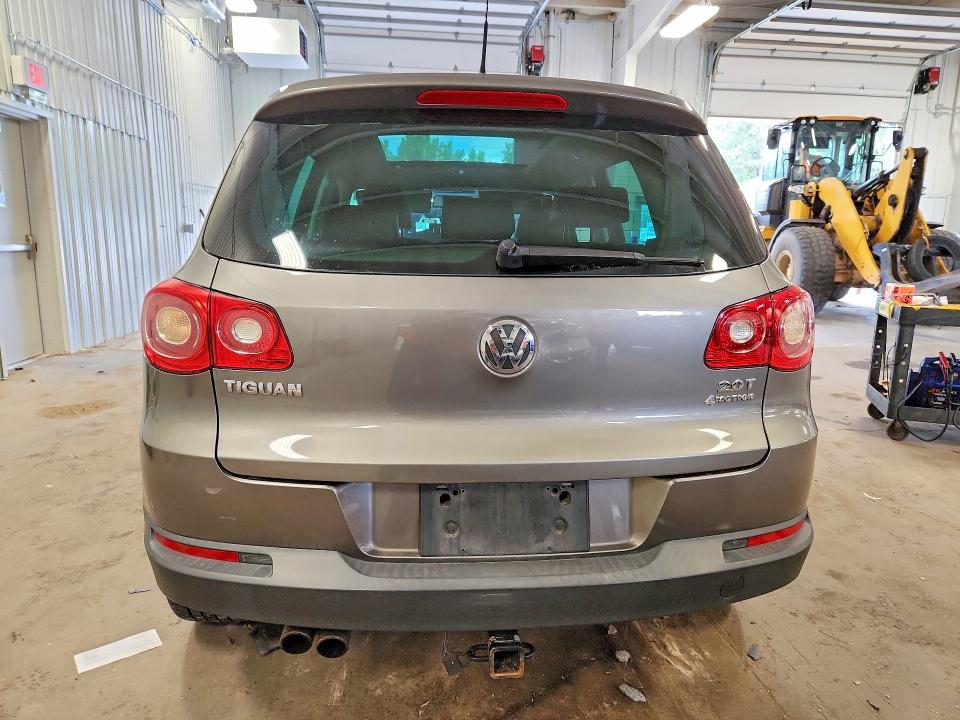 2011 Volkswagen Tiguan VIN WVGBV7AX8BW532526 COPART salvage auction — MECHANICAL, Mn - Certificate Of Title, sold $525 on 2026-07-02 (photo 6)