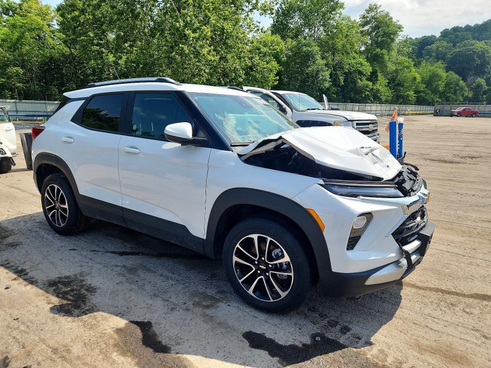 2025 Chevrolet Trailblazer VIN KL79MRSL8SB207442 COPART salvage auction — FRONT END, Fl - Cert Of Title Slvg Rebuildable, sold $6,800 on 2026-07-30 (photo 4)