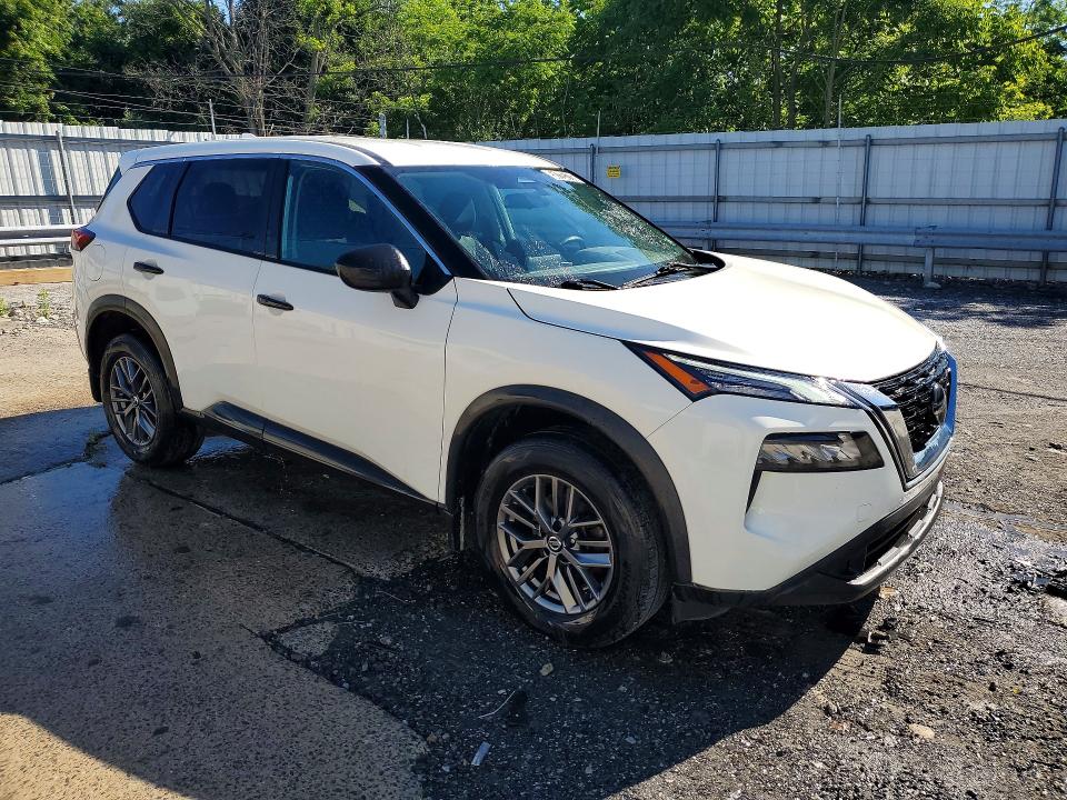 2021 Nissan Rogue sport VIN 5N1AT3AB4MC755603 COPART salvage auction — MECHANICAL, Pa - Cert Of Title, sold $4,200 on 2026-07-09 (photo 4)