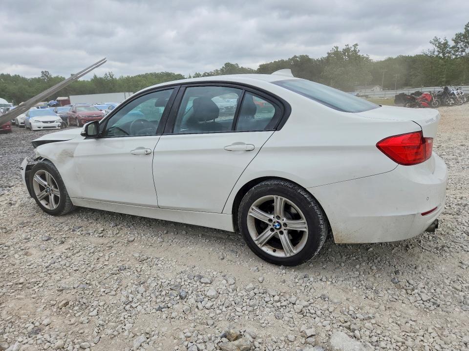 2015 BMW 3er VIN WBA3A5C59FF606690 COPART salvage auction — FRONT END, Mo - Salvage Certificate Of Title, sold $2,300 on 2026-08-03 (photo 2)
