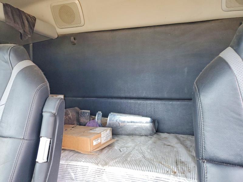 2024 Kenworth Construction VIN 1XKZDP9X9RJ375367 COPART salvage auction — FRONT END, KS - CERT OF TITLE-SALVAGE, sold $22,200 on 2026-07-16 (photo 6)