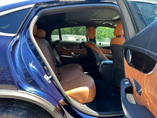 2022 Mercedes-benz Glc VIN W1N0J8EB6NG025191 COPART salvage auction — MINOR DENT/SCRATCHES, Ga - Certificate Of Title, sold $33,500 on 2026-07-29 (photo 6)