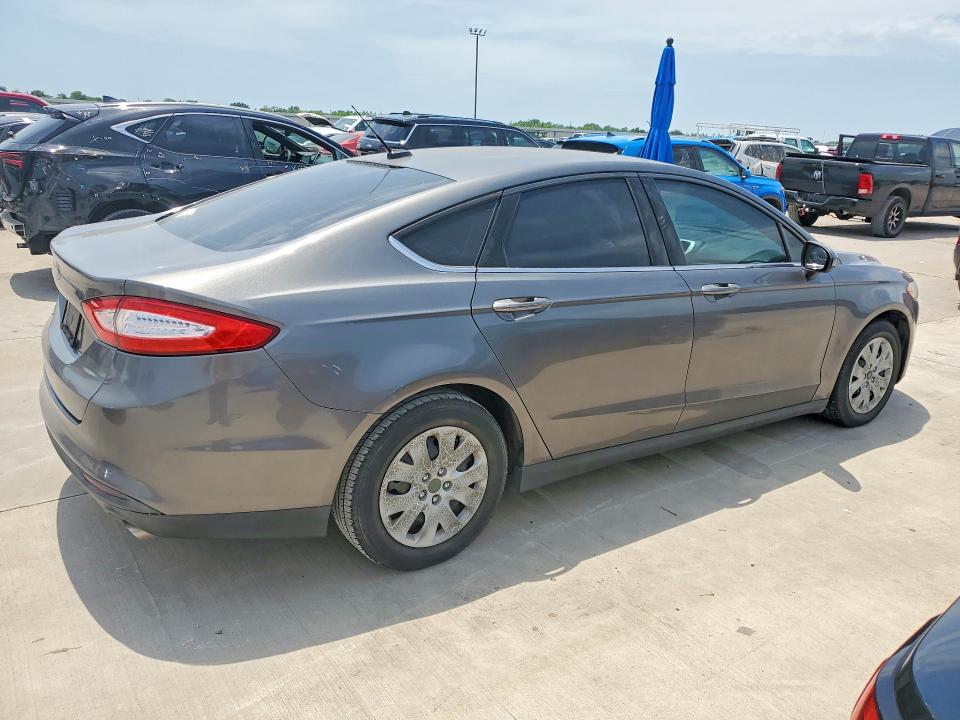2014 Ford Fusion VIN 3FA6P0G72ER329188 COPART salvage auction — REAR END, Tx - Salvage Vehicle Title, sold $950 on 2026-07-02 (photo 3)