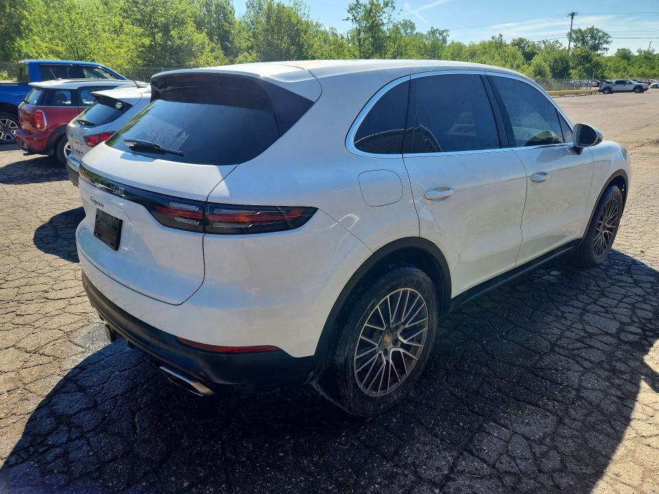 2019 Porsche Cayenne VIN WP1AA2AY6KDA10818 COPART salvage auction — MINOR DENT/SCRATCHES, Oh - Dealer Only Clean Title, sold $15,400 on 2026-07-28 (photo 3)
