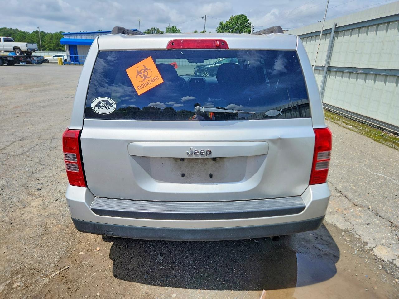 2014 Jeep Patriot VIN 1C4NJPBA8ED545249 COPART salvage auction — Front End, TX - CERTIFICATE OF TITLE, sold $550 on 2026-07-03 (photo 6)