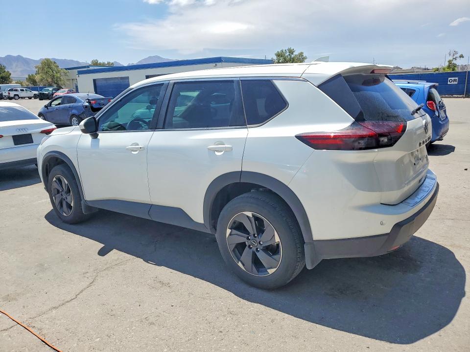 2025 Nissan VIN 5N1BT3BA3SC674342 COPART salvage auction — FRONT END, Tx - Certificate Of Title, sold $7,200 on 2026-07-31 (photo 2)