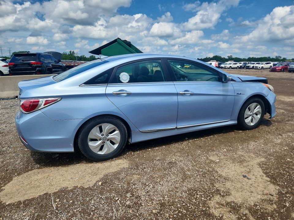 2013 Hyundai Sonata VIN KMHEC4A47DA069656 COPART salvage auction — FRONT END, Il - Salvage Certificate, sold $775 on 2026-07-23 (photo 3)