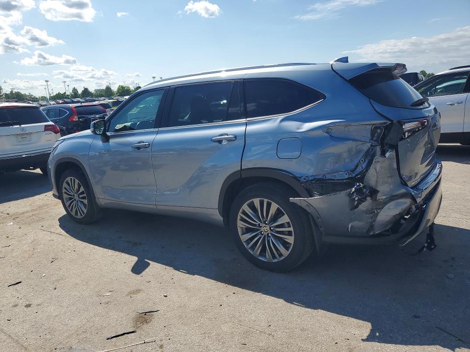 2021 Toyota Highlander VIN 5TDEBRCH1MS051368 COPART salvage auction — REAR END, Mo - Salvage Certificate Of Title, sold $8,400 on 2026-07-28 (photo 2)