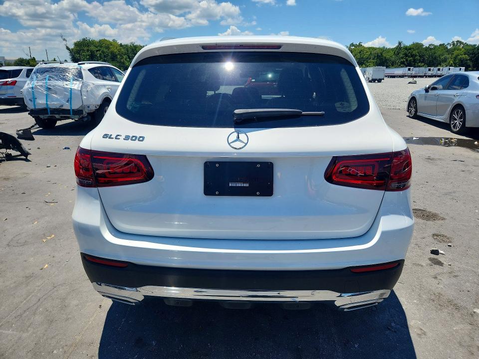 2022 Mercedes-benz VIN W1N0G8DB5NV388643 COPART salvage auction — SIDE, Fl - Cert Of Title Slvg Rebuildable, sold $9,800 on 2026-07-13 (photo 6)