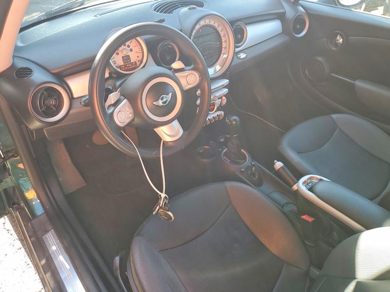 2008 Mini Cooper VIN WMWML33588TN67159 COPART salvage auction — MINOR DENT/SCRATCHES, Co - Certificate Of Title, sold $850 on 2026-07-09 (photo 8)