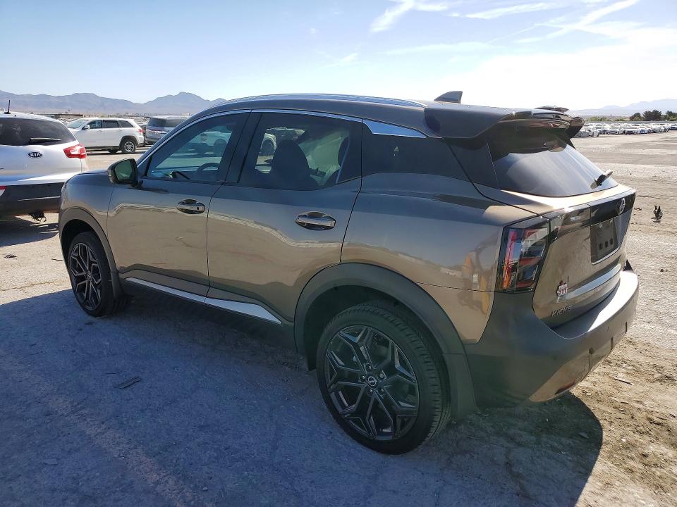2025 Nissan VIN 3N8AP6DB4SL333570 COPART salvage auction — SIDE, Nv - Salvage Title, sold $8,700 on 2026-07-28 (photo 2)