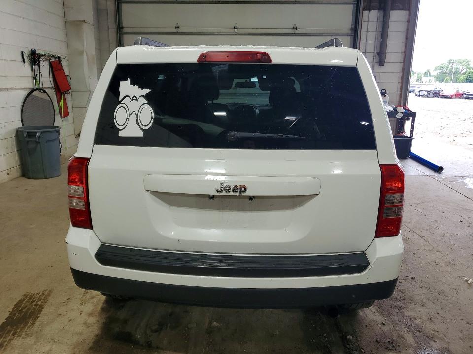 2015 Jeep Liberty (patriot) VIN 1C4NJPBAXFD386557 COPART salvage auction — REAR END, Mn - Cert Of Title-Prior Salvage, sold $875 on 2026-07-09 (photo 6)