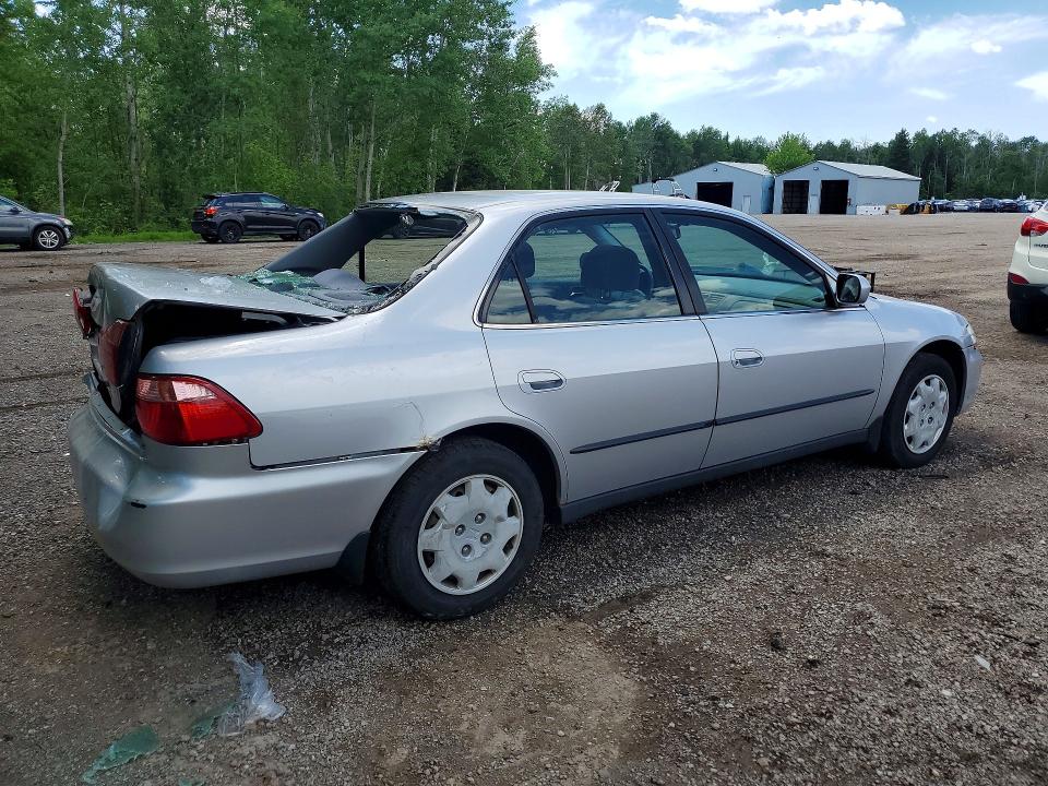 1999 Honda Accord VIN JHMCG5645XC800185 COPART salvage auction — REAR END, ON - PERMIT SALVAGE, sold $200 on 2026-07-09 (photo 3)