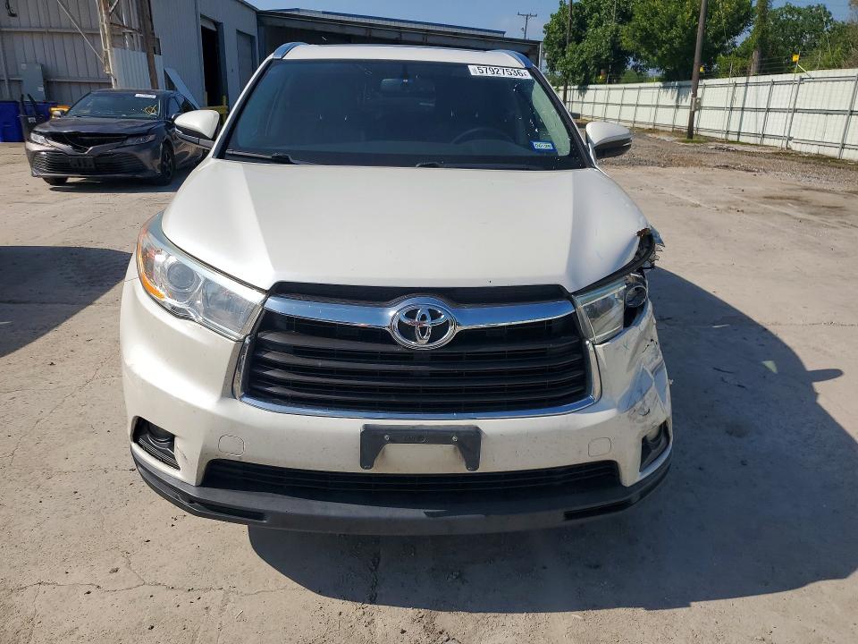 2014 Toyota Highlander VIN 5TDKKRFH6ES030368 COPART salvage auction — FRONT END, Tx - Salvage Vehicle Title, sold $7,400 on 2026-07-07 (photo 5)