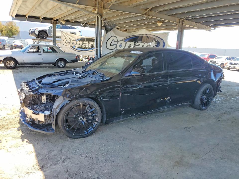 2021 Mercedes-benz S class VIN W1K6G7GB9MA042842 COPART salvage auction — SIDE, CA - DIS/DLR/EXP ONLY CLEAN TITLE, sold $21,800 on 2026-07-28 (photo 1)