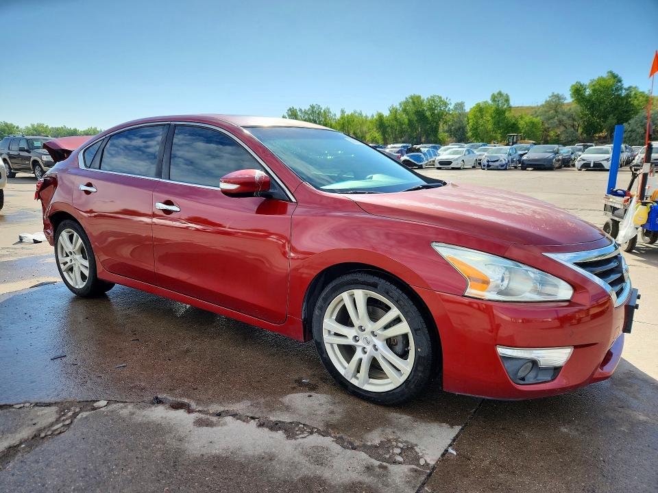 2015 Nissan Altima VIN 1N4BL3AP6FC492446 COPART salvage auction — REAR END, Nm - Cert Of Title-Salvage, sold $375 on 2026-07-22 (photo 4)