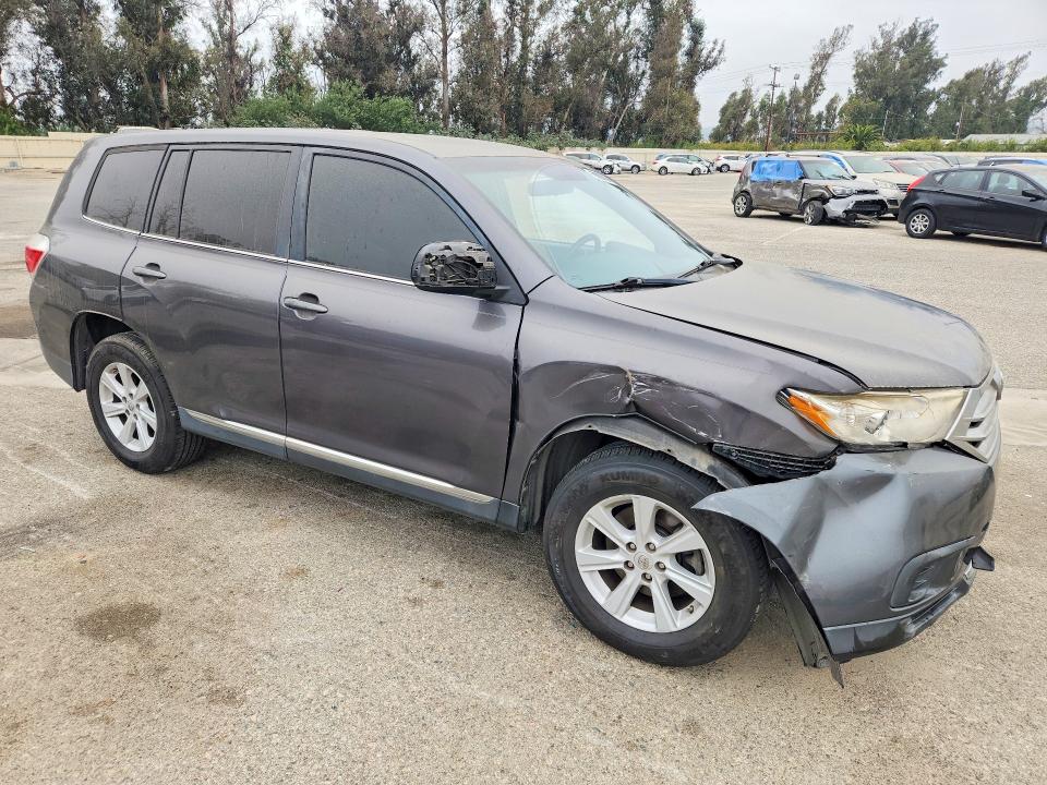 2013 Toyota Highlander VIN 5TDBK3EH2DS225798 COPART salvage auction — FRONT END, Ca - Salvage Certificate, sold $4,200 on 2026-07-28 (photo 4)