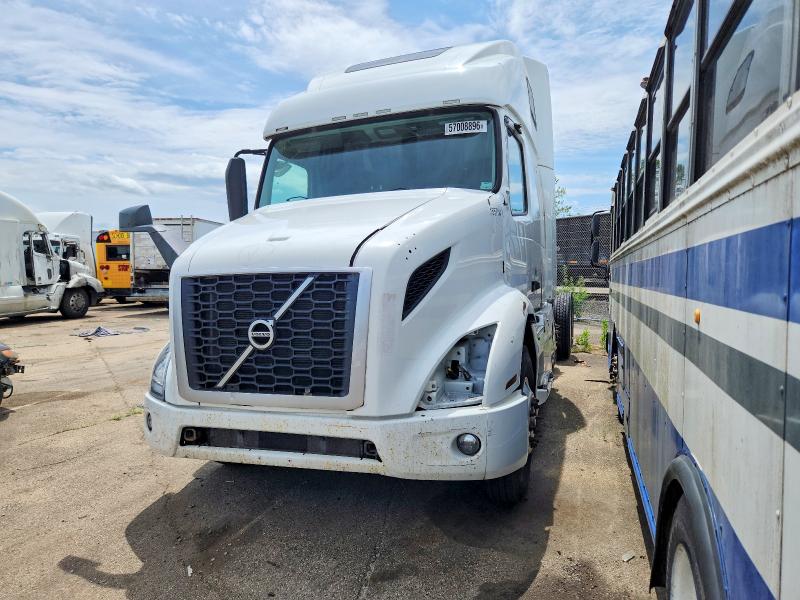 2020 Volvo Vnr VIN 4V4WC9EH6LN247412 COPART salvage auction — FRONT END, Oh - Cert Of Title-Salvage, sold $8,600 on 2026-07-23 (photo 2)