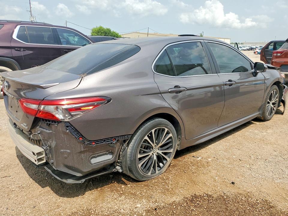 2018 Toyota Camry hybrid VIN 4T1B21HK9JU009123 COPART salvage auction — FRONT END, TX - CERTIFICATE OF TITLE, sold $7,400 on 2026-07-23 (photo 3)
