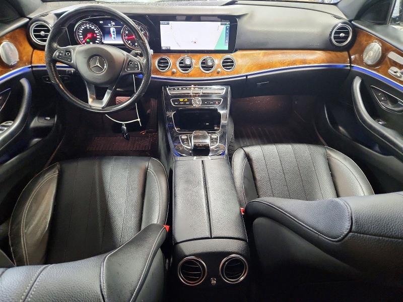 2017 Mercedes-benz E-klasse VIN WDDZF4KB6HA084882 COPART salvage auction — ROOF, Il - Salvage Certificate, sold $5,900 on 2026-08-08 (photo 8)