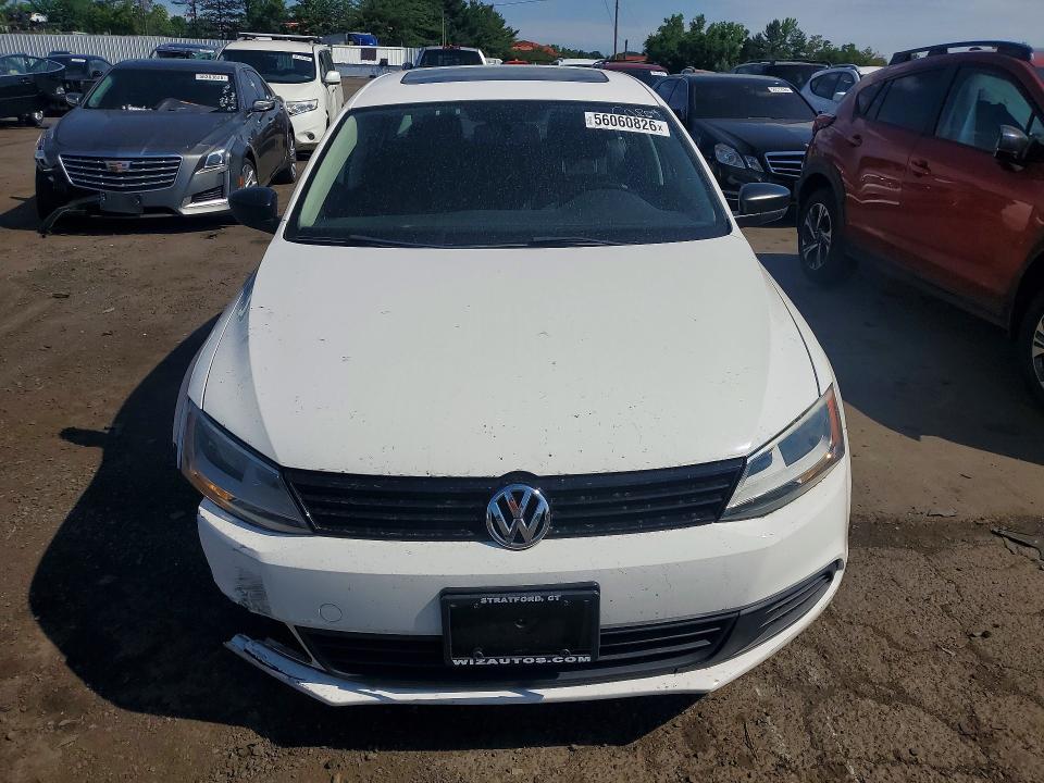 2013 Volkswagen Jetta VIN 3VW2K7AJ0DM403818 COPART salvage auction — FRONT END, Ct - Cert Of Title-Salvage, sold $475 on 2026-07-10 (photo 5)