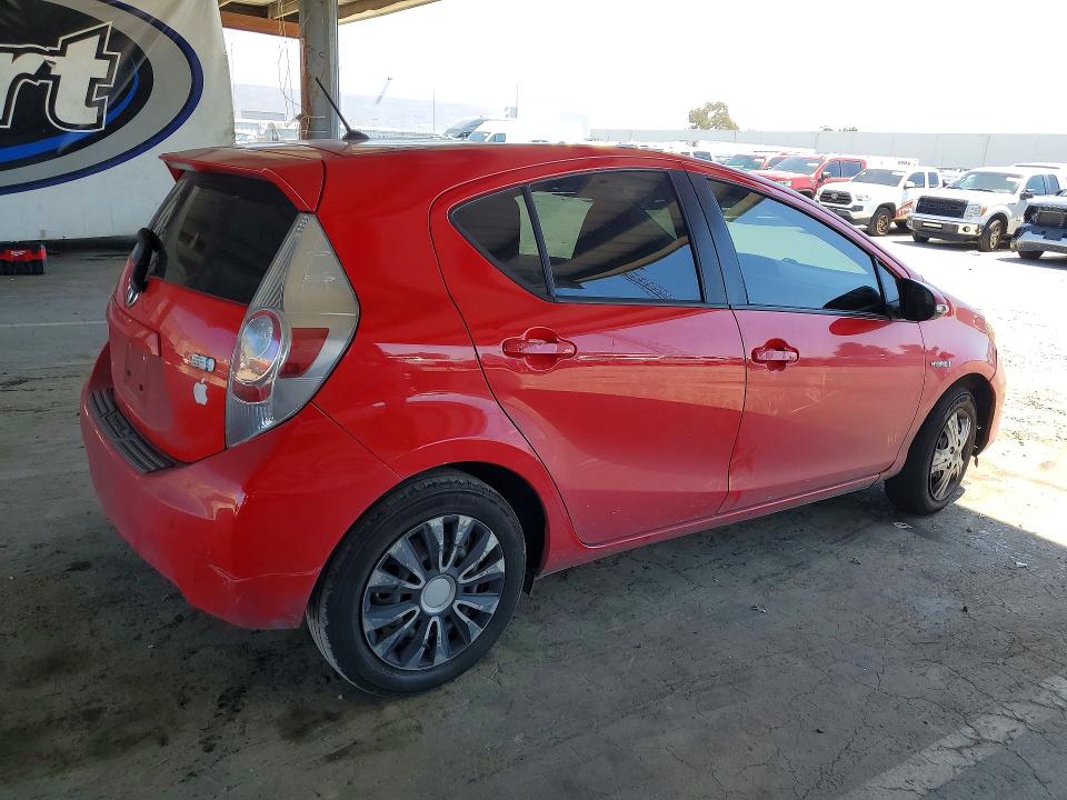 2014 Toyota Prius c VIN JTDKDTB30E1082755 COPART salvage auction — FRONT END, CA - SALVAGE CERTIFICATE, sold $1,150 on 2026-07-09 (photo 3)