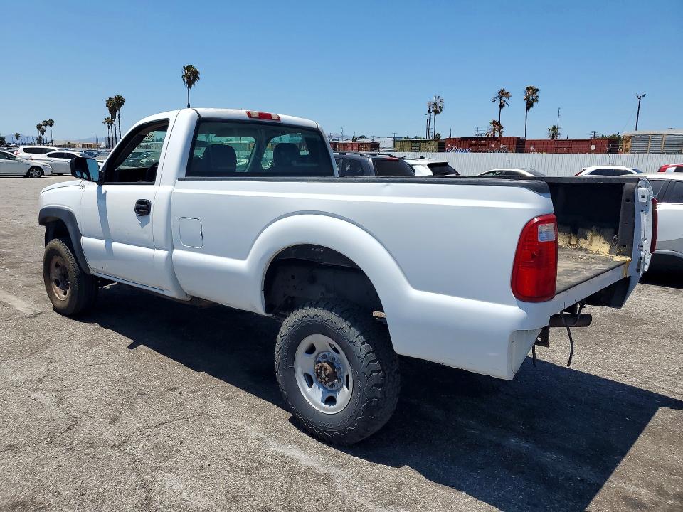 2004 Chevrolet Silverado 2500 VIN 1GBHC24UX4E175162 COPART salvage auction — FRONT END, Ca - Dis/Dlr/Exp Only Clean Title, sold $500 on 2026-07-02 (photo 2)