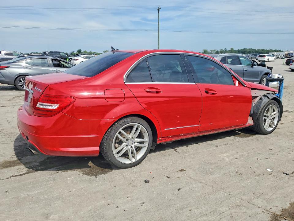 2013 Mercedes-benz C-klasse VIN WDDGF8AB8DA786602 COPART salvage auction — FRONT END, Ky - Cert Of Title-Salvage, sold $1,050 on 2026-07-15 (photo 3)