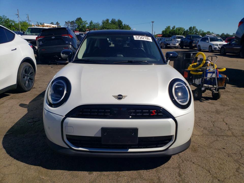 2025 Mini Cooper VIN WMW53GD0XS2W50944 COPART salvage auction — WATER/FLOOD, Ct - Cert Of Title-Flood Salvage, sold $8,700 on 2026-08-14 (photo 5)