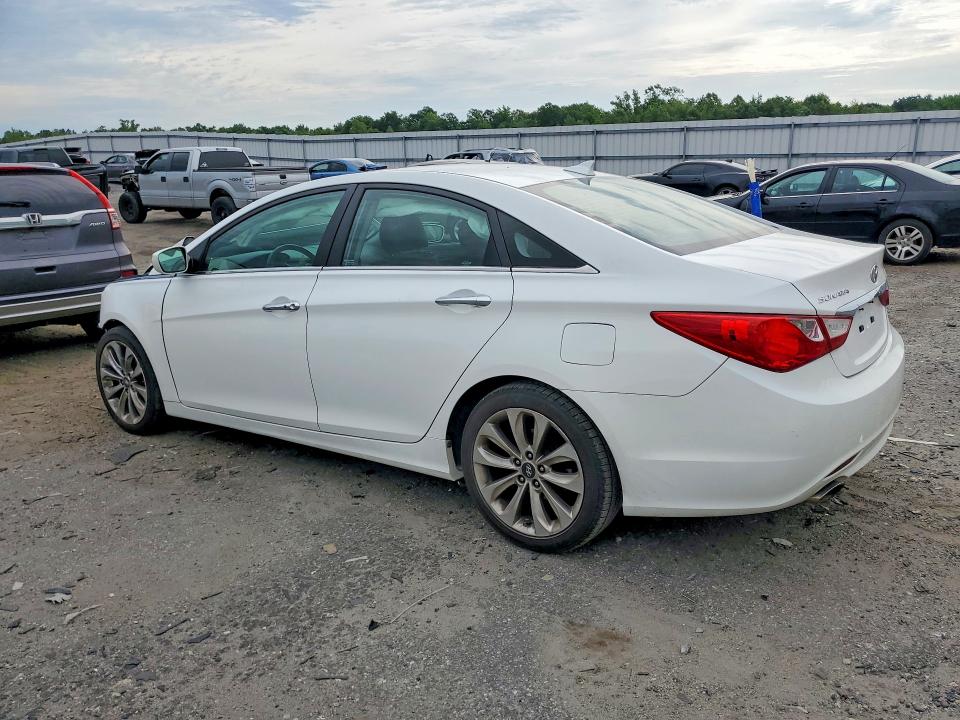 2013 Hyundai VIN 5NPEC4AC0DH701790 COPART salvage auction — FRONT END, Va - Cert Of Title - Salvage, sold $200 on 2026-07-22 (photo 2)