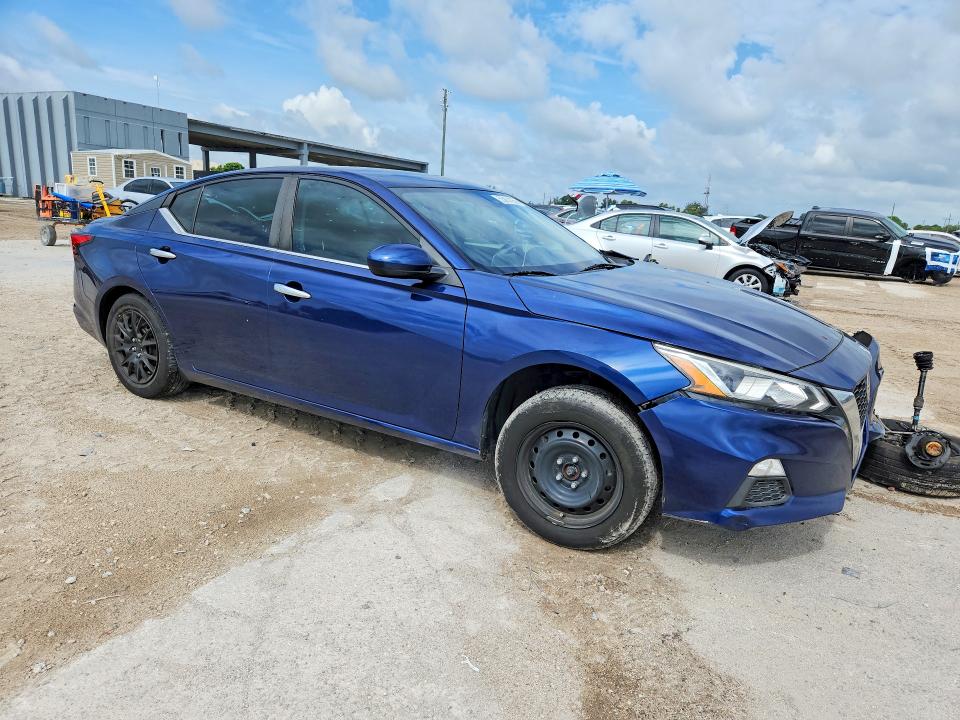 2020 Nissan VIN 1N4BL4BV9LN314307 COPART salvage auction — FRONT END, FL - CERTIFICATE OF DESTRUCTION, sold $1,700 on 2026-07-02 (photo 4)