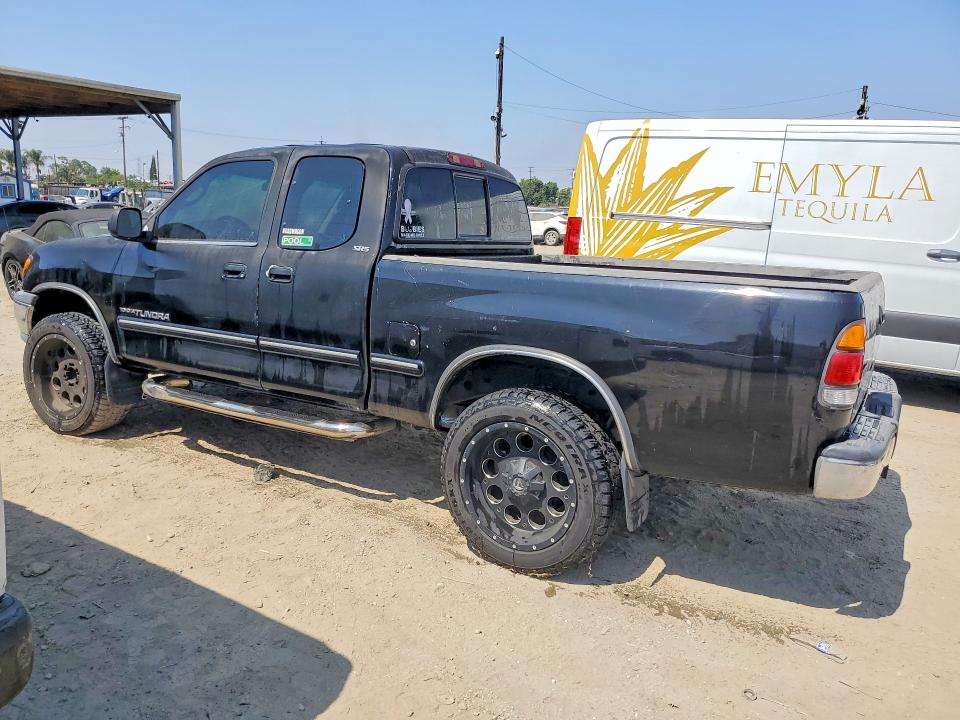 2002 Toyota Tundra VIN 5TBRT34112S326580 COPART salvage auction — NORMAL WEAR, Ca - Dis/Dlr/Exp Only Clean Title, sold $1,450 on 2026-07-13 (photo 2)