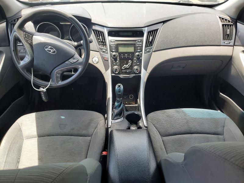 2012 Hyundai VIN KMHEC4A46CA039076 COPART salvage auction — MINOR DENT/SCRATCHES, PA - CERT OF TITLE, sold $125 on 2026-07-22 (photo 8)