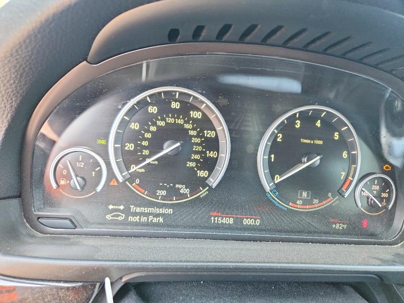 2014 BMW 5er VIN WBA5B3C55ED539252 COPART salvage auction — MINOR DENT/SCRATCHES, Ny - Certificate Of Title, sold $750 on 2026-07-27 (photo 9)