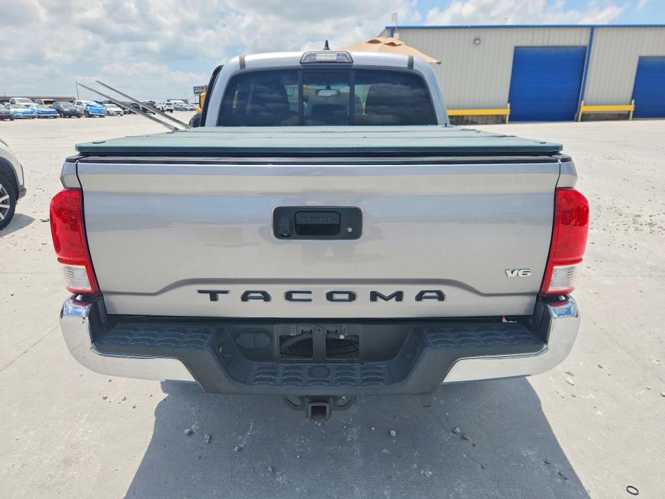 2017 Toyota Tacoma VIN 5TFAZ5CN4HX037702 COPART salvage auction — SIDE, TX - SALVAGE VEHICLE TITLE, sold $10,600 on 2026-07-28 (photo 6)