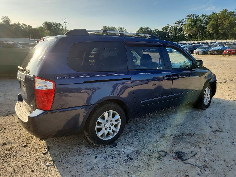 2008 Kia SEDONA VIN KNDMB233386214745 COPART salvage auction — SIDE, FL - CERT OF TITLE SLVG REBUILDABLE, sold $850 on 2026-07-14 (photo 3)
