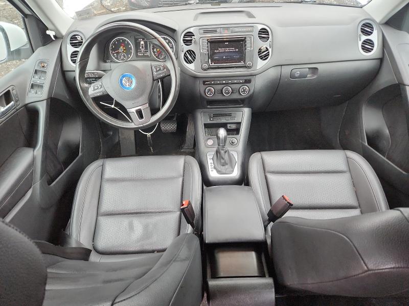 2017 Volkswagen Tiguan VIN WVGBV7AX3HK013528 COPART salvage auction — REAR END, Md - Cert Of Salvage > 75% Damage, sold $1,600 on 2026-07-28 (photo 8)