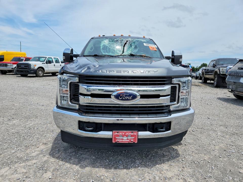 2019 Ford F350 VIN 1FT8W3DT0KED76775 COPART salvage auction — ROOF, Tn - Salvage Certificate, sold $14,200 on 2026-07-30 (photo 5)