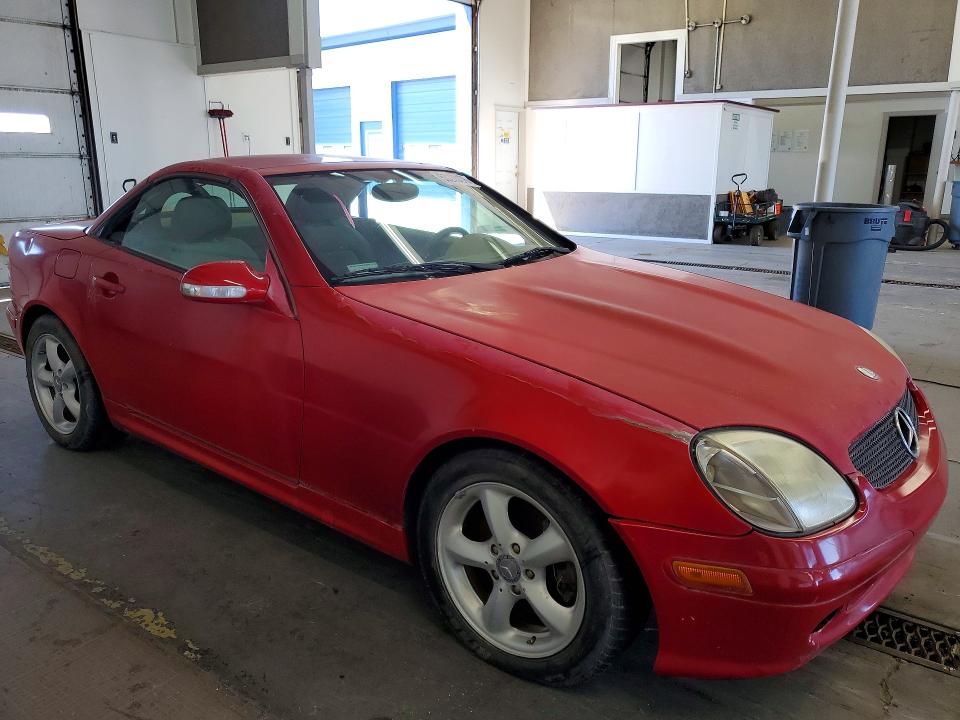 2001 Mercedes-benz Slk-class VIN WDBKK65F91F200746 COPART salvage auction — MECHANICAL, Wa - Vehicle Cert Of Ownership-Titl, sold $2,400 on 2026-07-10 (photo 4)