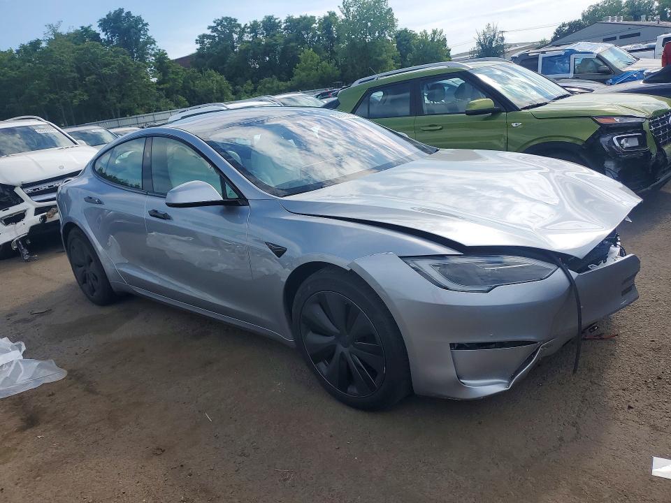 2025 Tesla Model s VIN 5YJSA1E58SF548428 COPART salvage auction — FRONT END, Salvage Title, sold $30,250 on 2026-08-28 (photo 4)