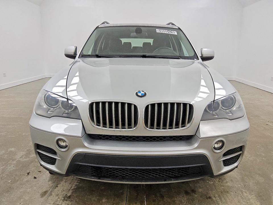 2013 BMW X5 VIN 5UXZV4C53D0E00908 COPART salvage auction — MINOR DENT/SCRATCHES, GA - CERTIFICATE OF TITLE, sold $3,600 on 2026-07-16 (photo 5)