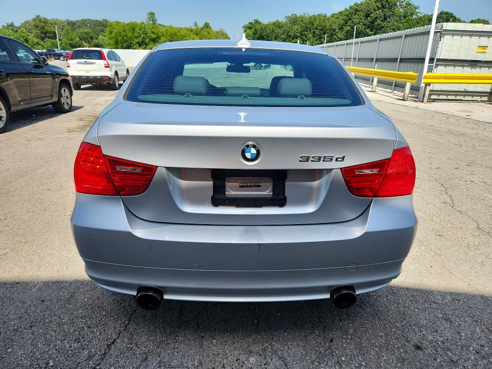 2011 BMW 3 series VIN WBAPN7C51BA779953 COPART salvage auction — NORMAL WEAR, Mo - Cert Of Title-Prior Salvage, sold $3,400 on 2026-07-13 (photo 6)