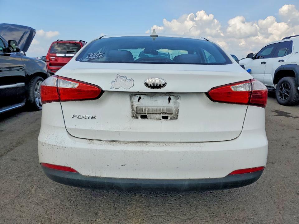 2014 Kia Forte VIN KNAFX4A60E5055121 COPART salvage auction — MECHANICAL, PA - CERT OF TITLE, sold $825 on 2026-07-02 (photo 6)