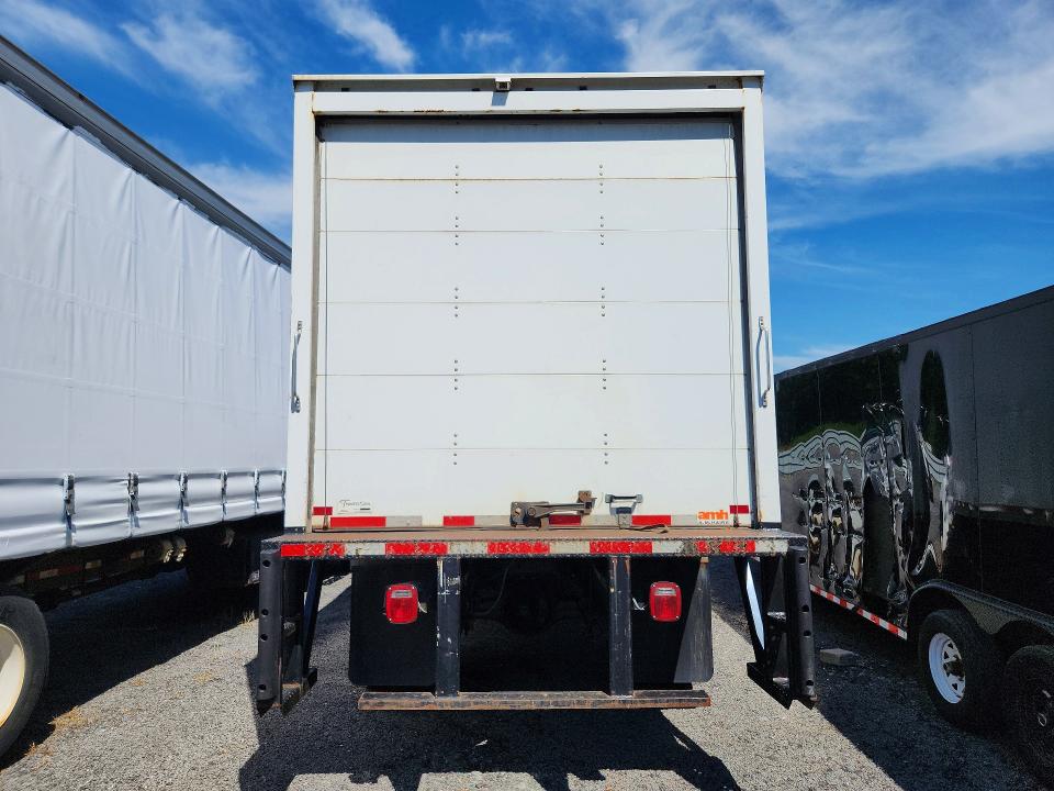 2015 Ford F-650 VIN 3FRNF6FCXFV747407 COPART salvage auction — MINOR DENT/SCRATCHES, Ma - Certificate Of Title, sold $10,900 on 2026-07-29 (photo 6)