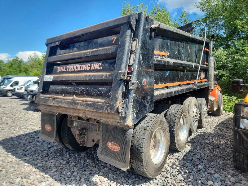 2004 Peterbilt 378 VIN 1NPFLUTX04D812603 COPART salvage auction — ROLLOVER, WI - CERTIFICATE OF TITLE, sold $8,600 on 2026-07-21 (photo 4)